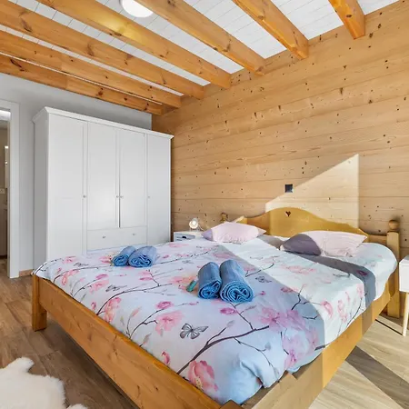 Mitoyenne Proche Des Bains - B4 *