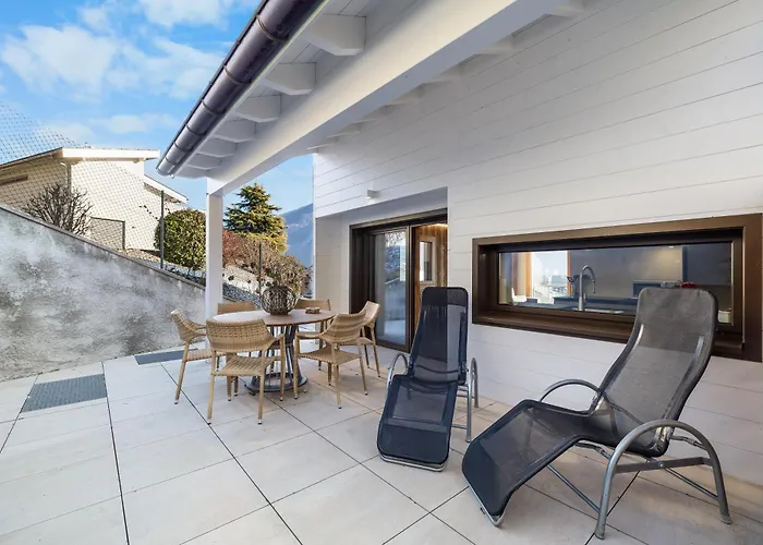 Mitoyenne Proche Des Bains - B4 Villa